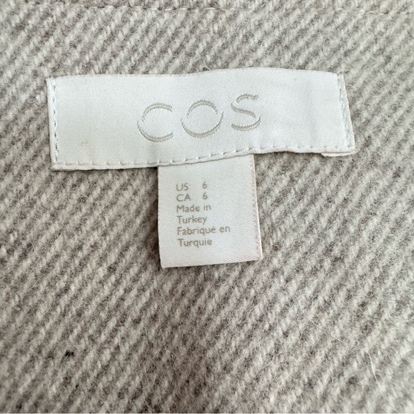 COS Short Wool Skirt Wrap Patch Pocket beige Size 6 - Picture 9 of 16